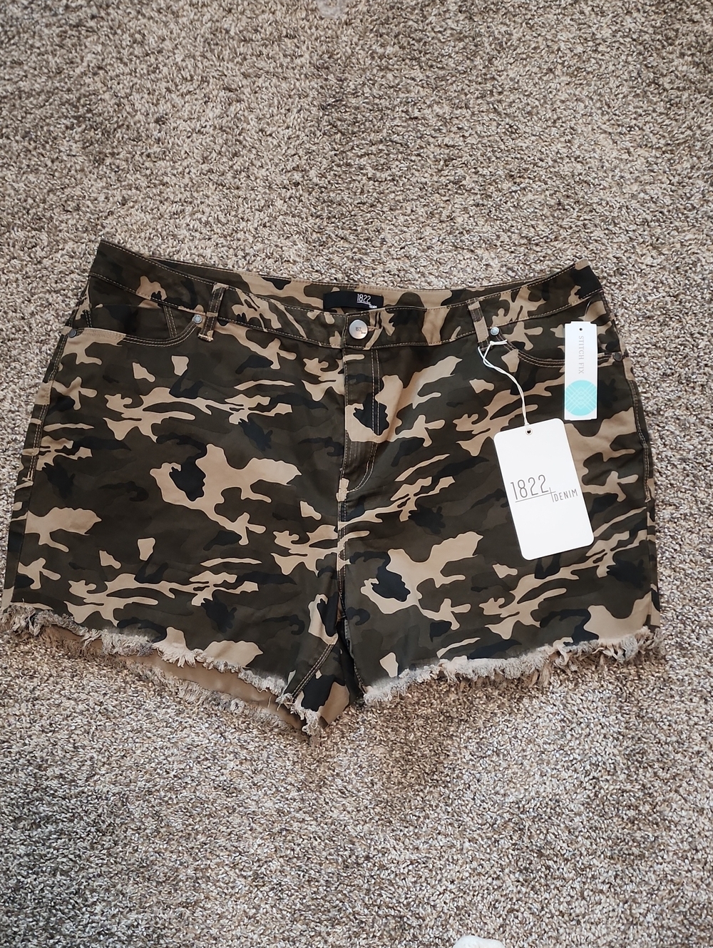 NWT 1822 Denim Camo Print Frayed Hem Jean Shorts - Olive, Khaki, Black